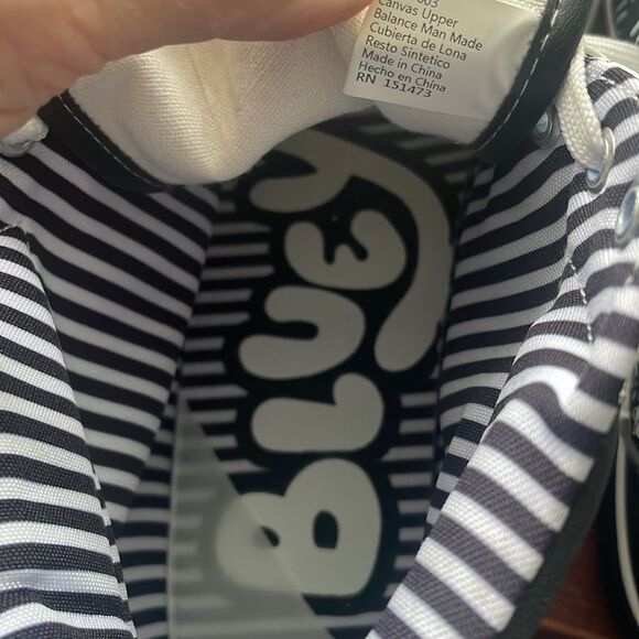 Disney Bluey Men's High Top Sneaker size 11.5 - Picture 9 of 12